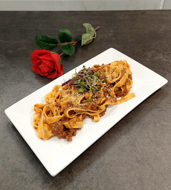 ARTIPASTA | Traditional Italian Food - Tagliatelle with Braised Beef