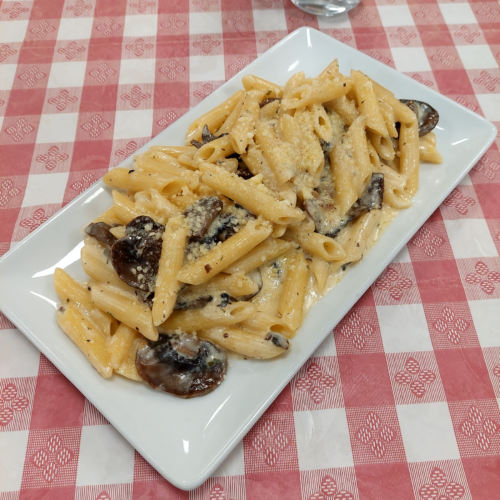 Penne with Truffle Oil and Mushrooms