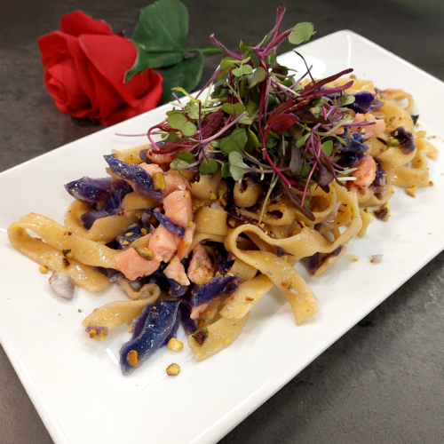 ARTIPASTA | Traditional Italian Food - Tagliatelle with Smoked Saumon and Red Cabbage