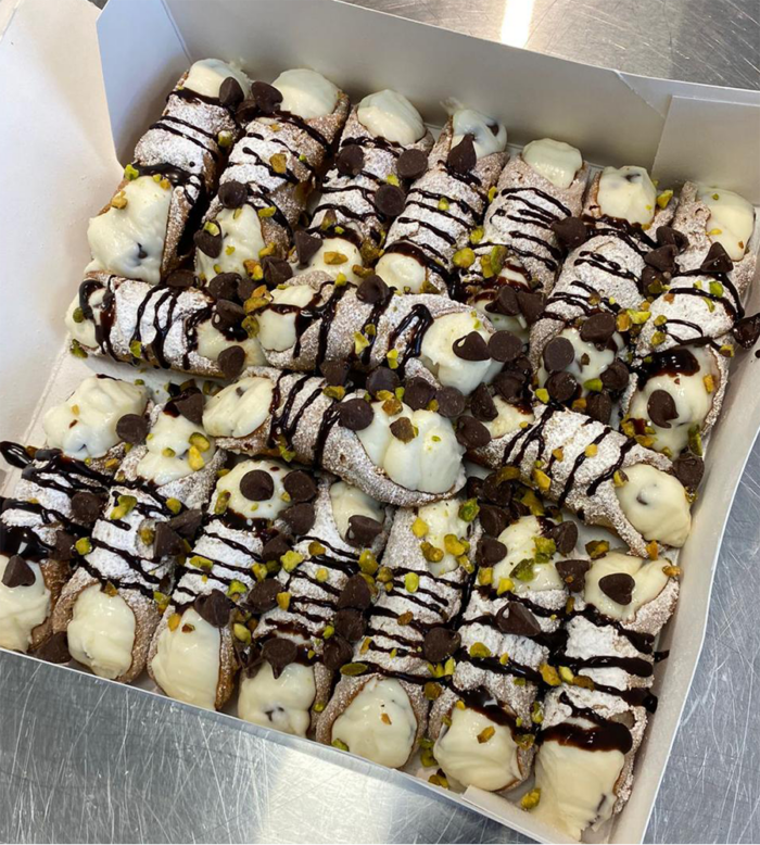 Sicilian Cannoli - Special Box 18 Pcs - Only at Artipasta Italian Food Austin TX